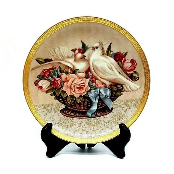 Gloria Vanderbilt Romance in Bloom Heirloom Collection Rose Dove Numbered Lace - Picture 1 of 7